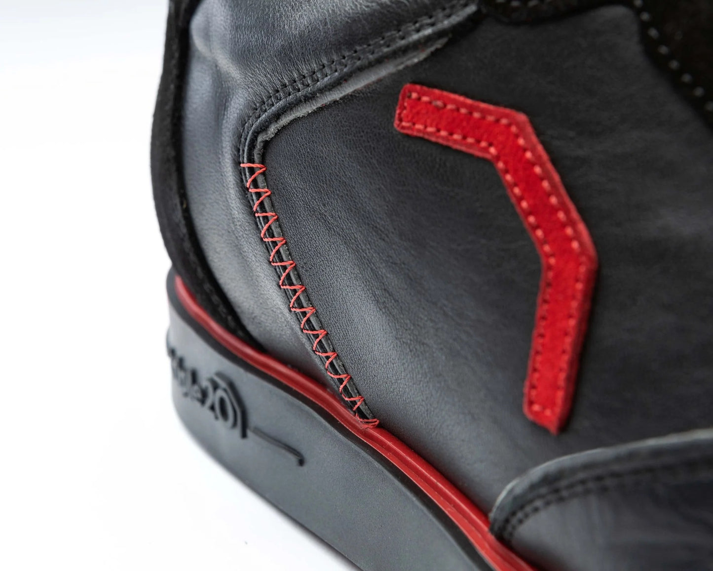 Triple20 Dartschuhe Leder Schwarz/Rot