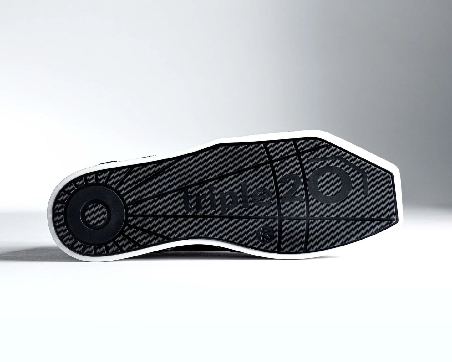 Triple20 Dartschuhe Leder Weiß/Schwarz